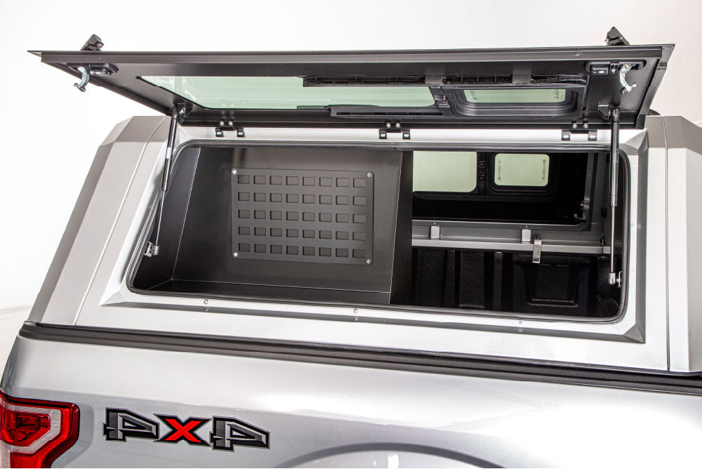 Kit de rangement Half-Bin RSI SMARTCAP pour Jeep Gladiator JT, accessoire de stockage robuste et pratique.