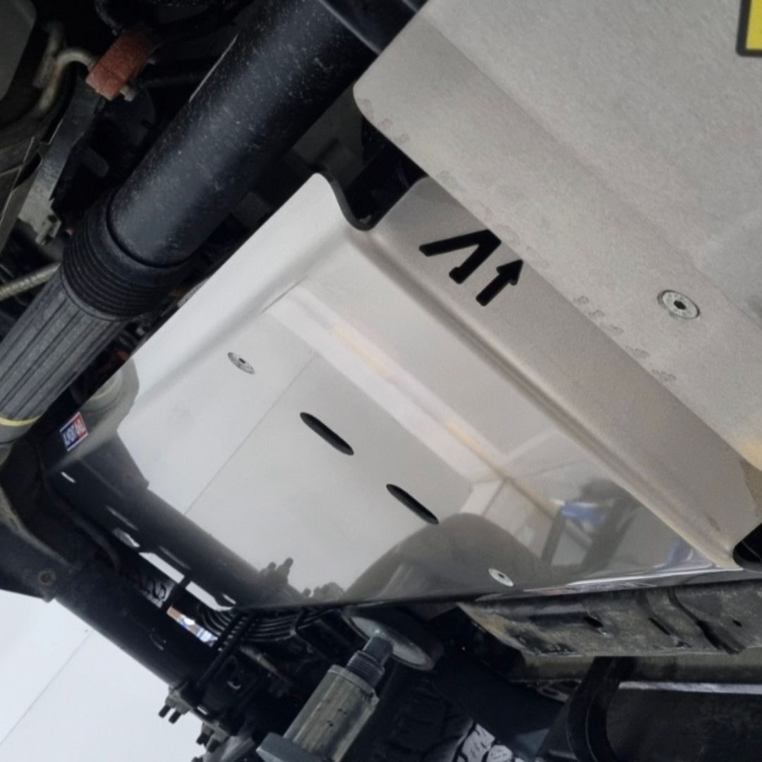 Protection inférieure pour réservoir et canister Ford Ranger Hybrid 2025+ par Almont4WD, robuste et résistante.