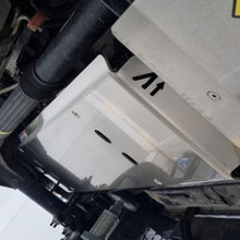 Protection inférieure pour réservoir et canister Ford Ranger Hybrid 2025+ par Almont4WD, robuste et résistante.