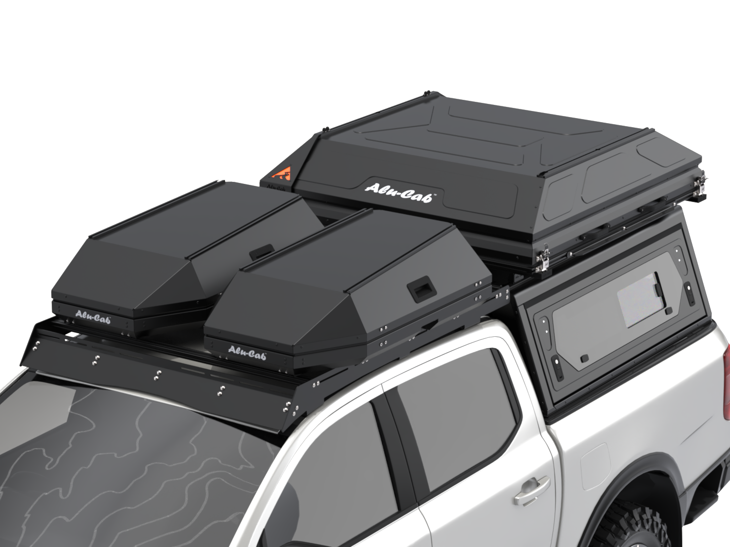 Tente de toit Alu-Cab RT-2S pour 2 personnes, coque en aluminium compacte, installée sur un véhicule tout-terrain.