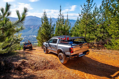 Support de benne ARB 4x4 avec galerie de toit Baserack pour Ford Raptor 2023+ Double Cab, robuste et pratique.