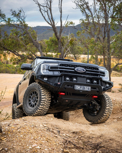 Pare-choc avant ARB Zenith pour Ford Ranger 2023+ avec barre de treuil, robuste et conçu pour le modèle Next Gen.