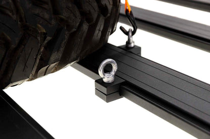 Points d'ancrage ARB BASE Rack avec 4 œillets, fixation robuste pour accessoires ARB, idéal pour véhicules tout-terrain.
