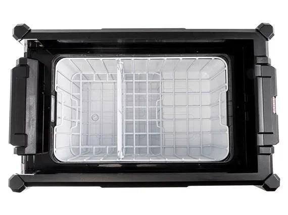 Réfrigérateur/congélateur portable ARB ZERO de 44 litres, frigo et accessoires, image du produit en détail.