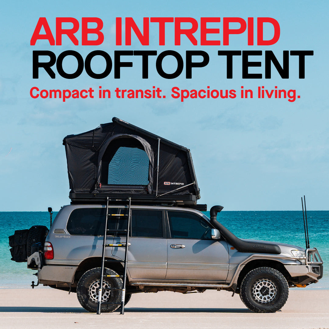 Tente de toit ARB Intrepid pour 4x4, espace spacieux et robuste pour camping en plein air.
