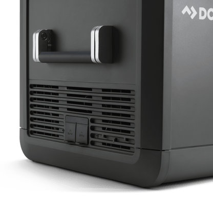 Réfrigérateur portable Dometic CFX5 95 DZ avec double zone de 94L, vue de l'appareil avec ses compartiments.