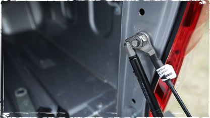 Kit amortisseur EZDOWN pour hayon Toyota Hilux Revo Invincible, verins d'assistance pour faciliter l'ouverture et la fermeture.