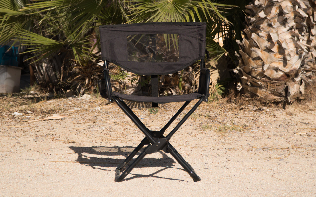Chaise de camping pliable Front Runner Expander, compacte et légère, avec structure en métal et siège en tissu résistant.