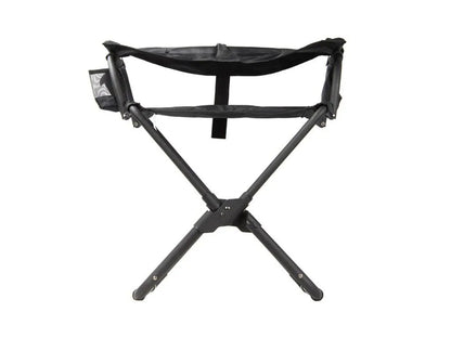 Chaise de camping pliable Front Runner Expander, compacte et légère, avec structure en métal et assise en tissu résistant.