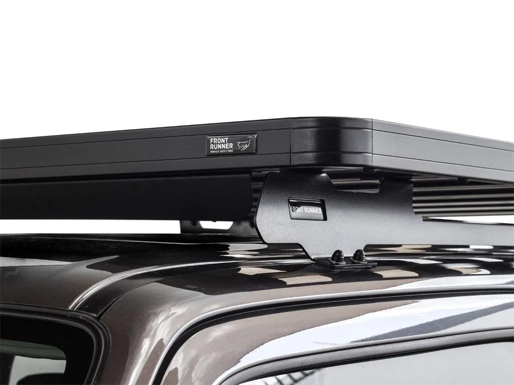Galerie de toit Slimline II pour Suzuki Jimny 1998-2018, modèle Front Runner, vue de face avec fixation solide.