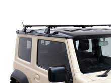 Barres de toit Front Runner pour Suzuki Jimny 2018+, kit robuste et durable pour fixation sécurisée sur le toit du véhicule.