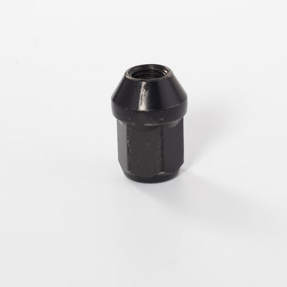 Ecrou noir GOSS pour jante off-road robuste, accessoire pour jantes, image montrant l'écrou en métal noir.