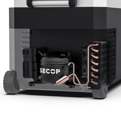 Glacière ICECO JP50 PROS 50L, frigo et freezer compresseur off-road, vue de face avec poignées et écran de contrôle.