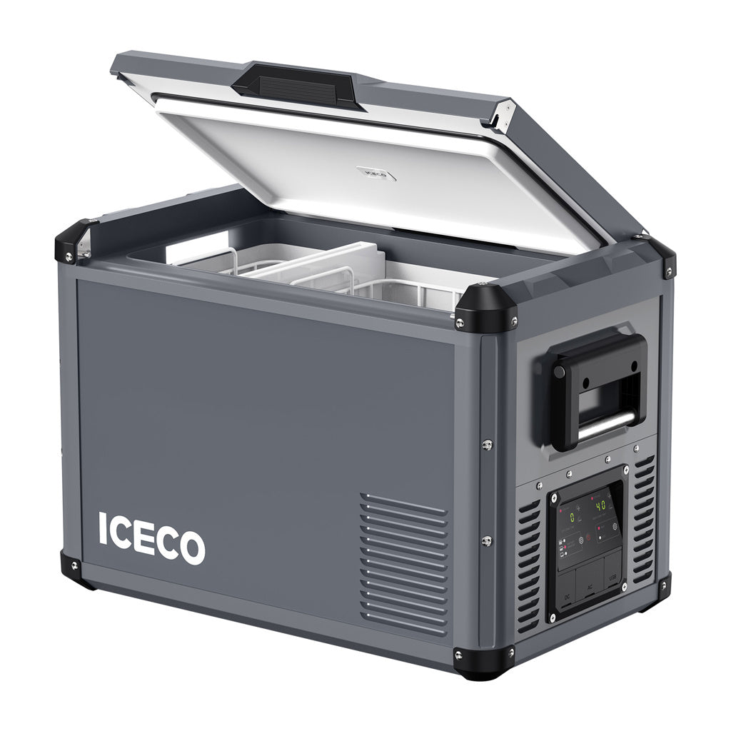 Réfrigérateur/congélateur ICECO 45L à double compartiment gris, compact et pratique pour le stockage alimentaire.