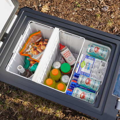 Réfrigérateur/congélateur ICECO 55L noir avec double compartiment, compact et pratique pour le camping ou la voiture.