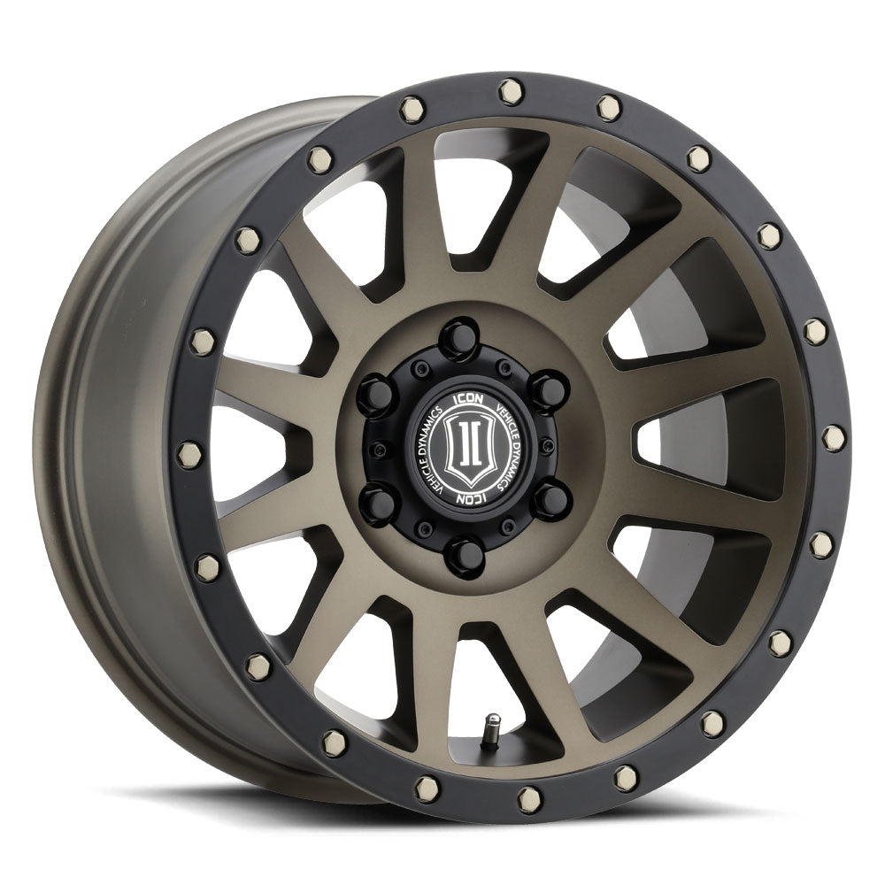 Jantes ICON ALLOYS Compression 4x4 renforcées pour tout-terrain, design robuste pour performance off-road.