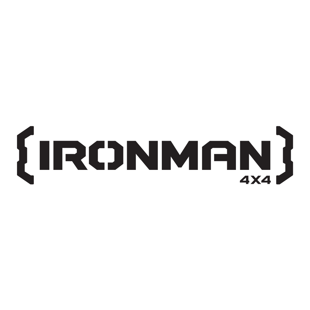 Kit montage et finition pour tiroirs IRONMAN 4x4, conçu pour pickup, montrant les tiroirs en acier robustes et leur installation.