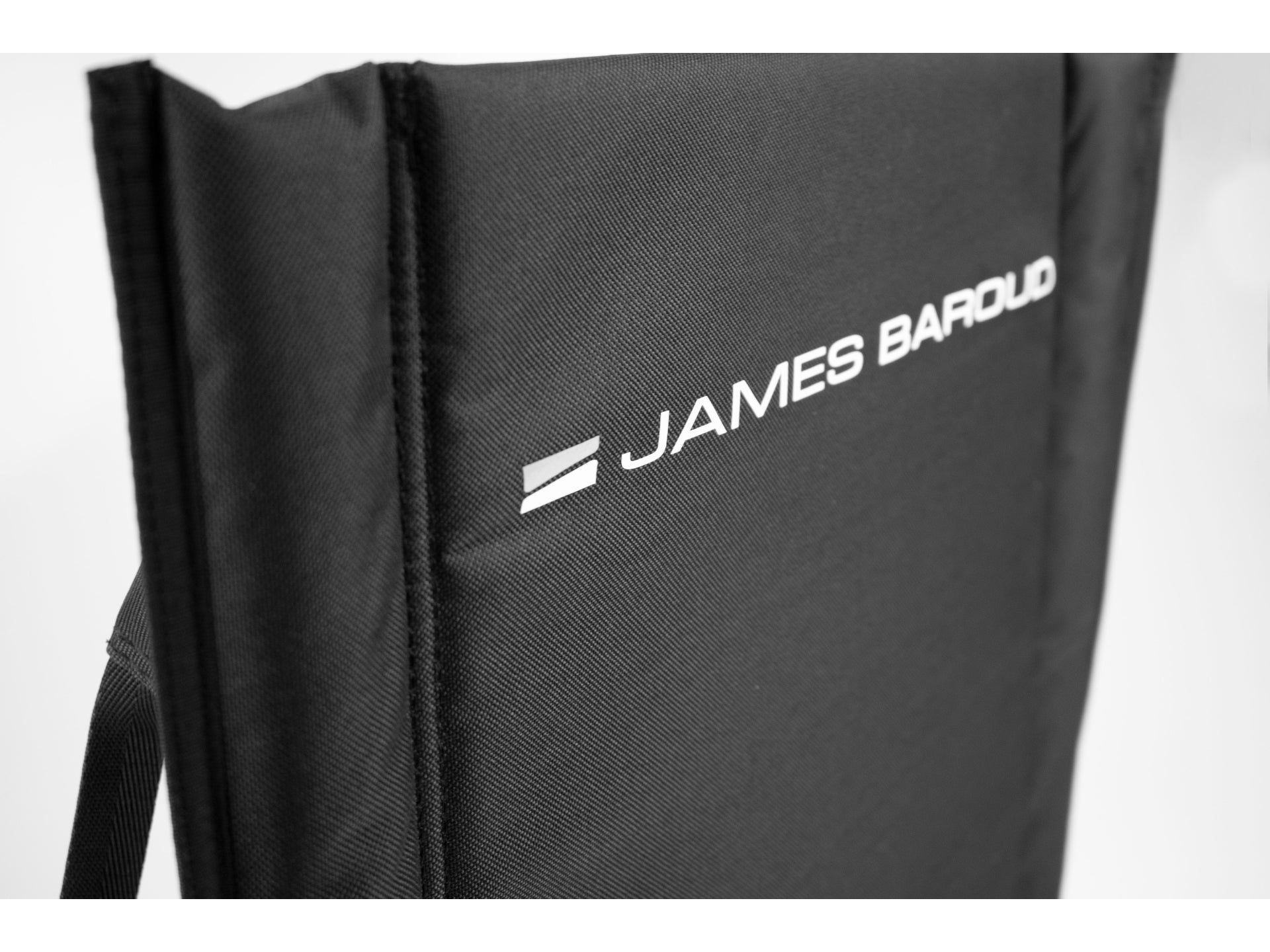 Paire de sièges pliables James Baroud pour tente de toit, design confortable et pratique, accessoires pour camping et voyage en voiture