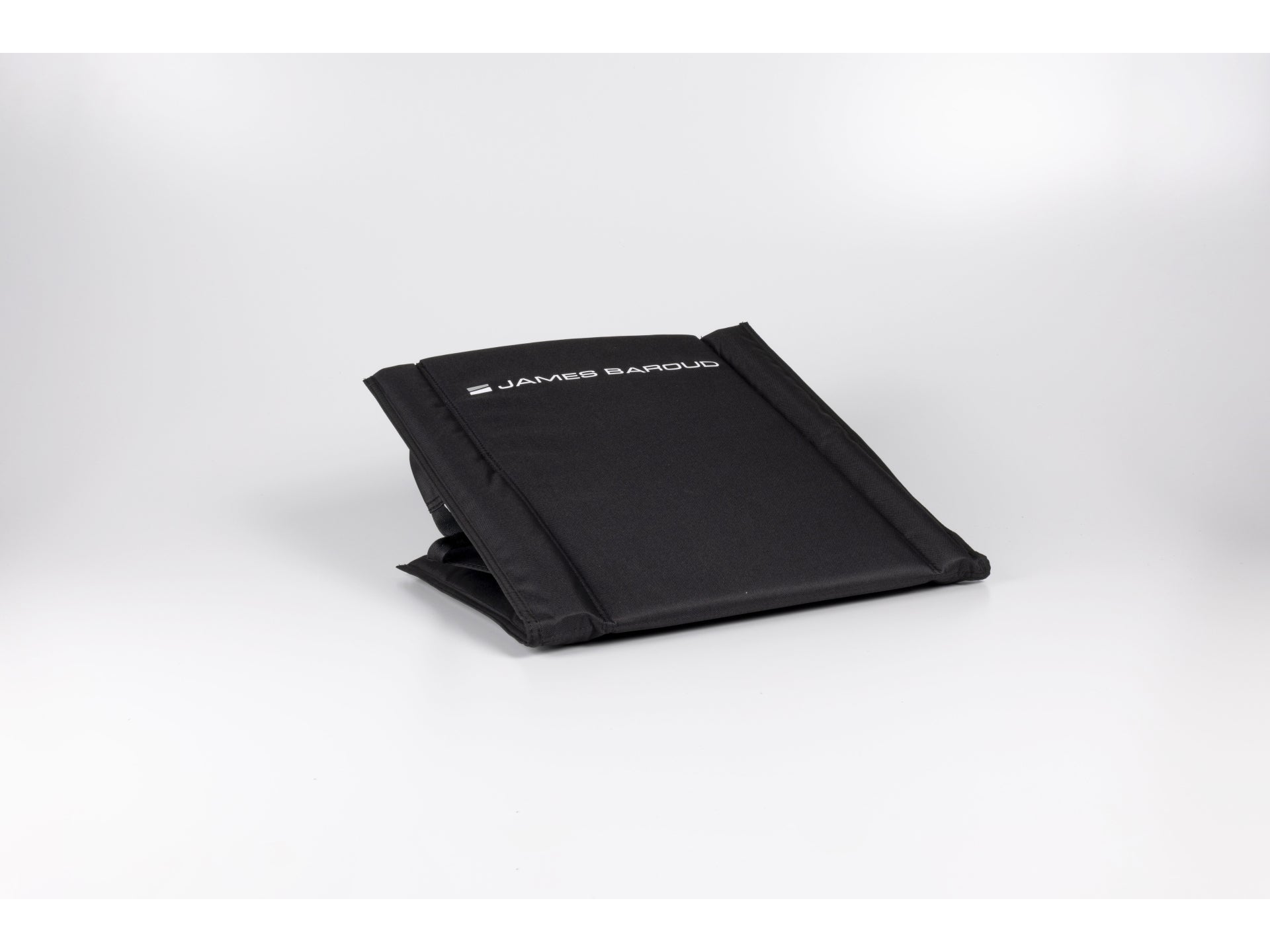 Paire de sièges pliables James Baroud pour tente de toit, confortables et légers, accessoires pour camping ou aventure en plein air.
