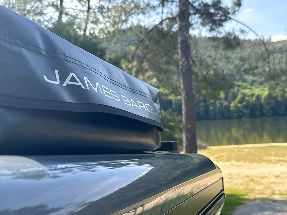 Sac porte-bagage étanche James Baroud Nova 10,5L, accessoire pour tente de toit, rangement compact et résistant.