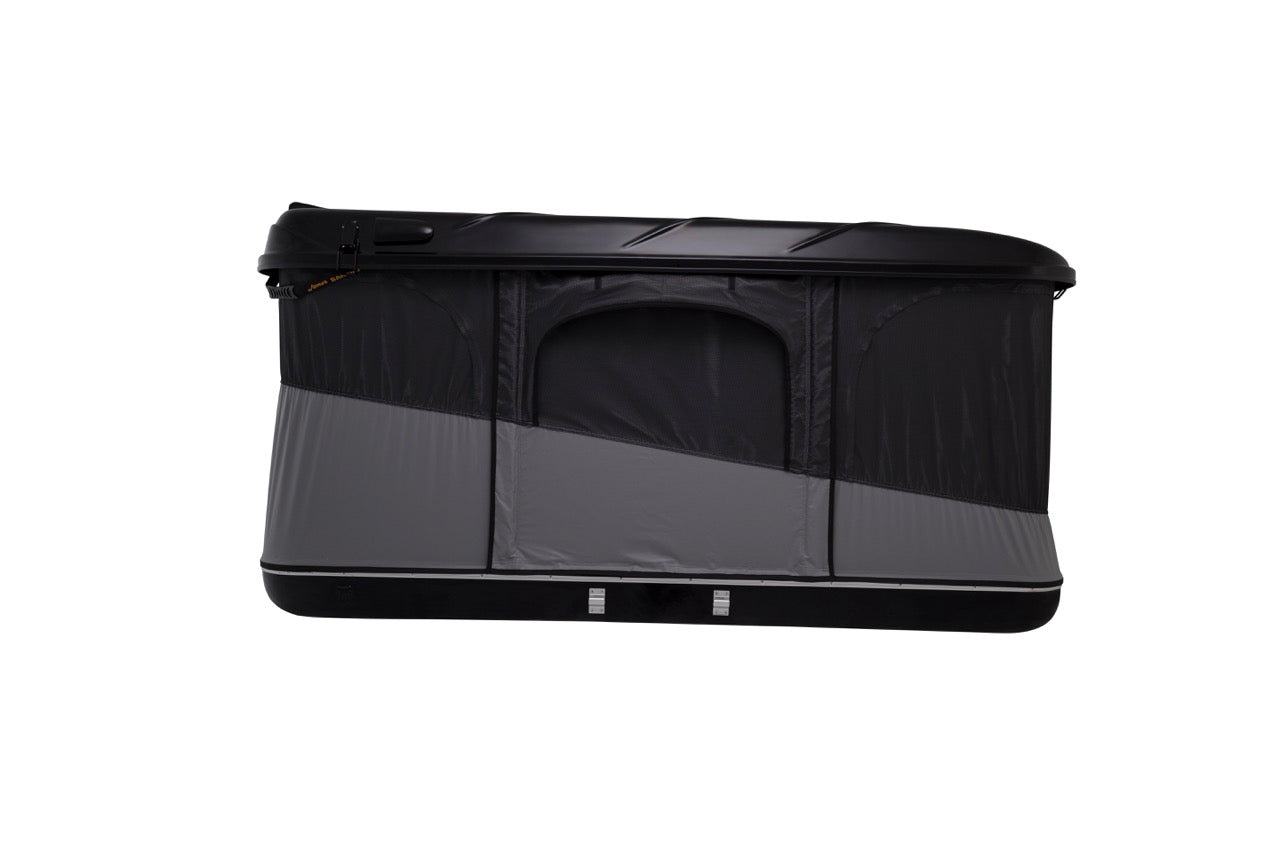 Tente de toit James Baroud Evasion S/M/XL avec coque rigide, vue de profil, installation sur véhicule tout-terrain.