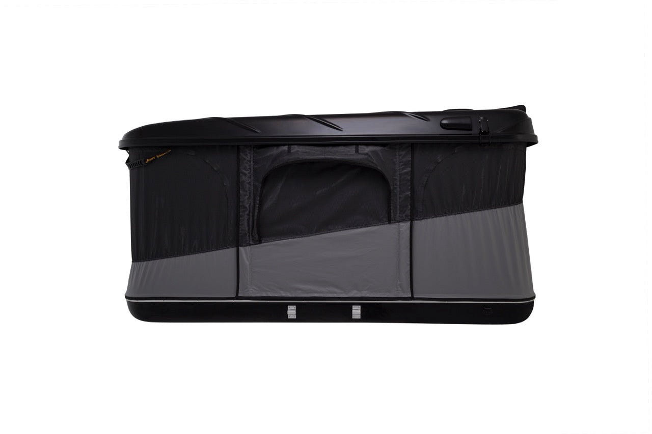 Tente de toit James Baroud Evasion S/M/XL avec coque rigide, vue de face, installation sur véhicule tout-terrain.