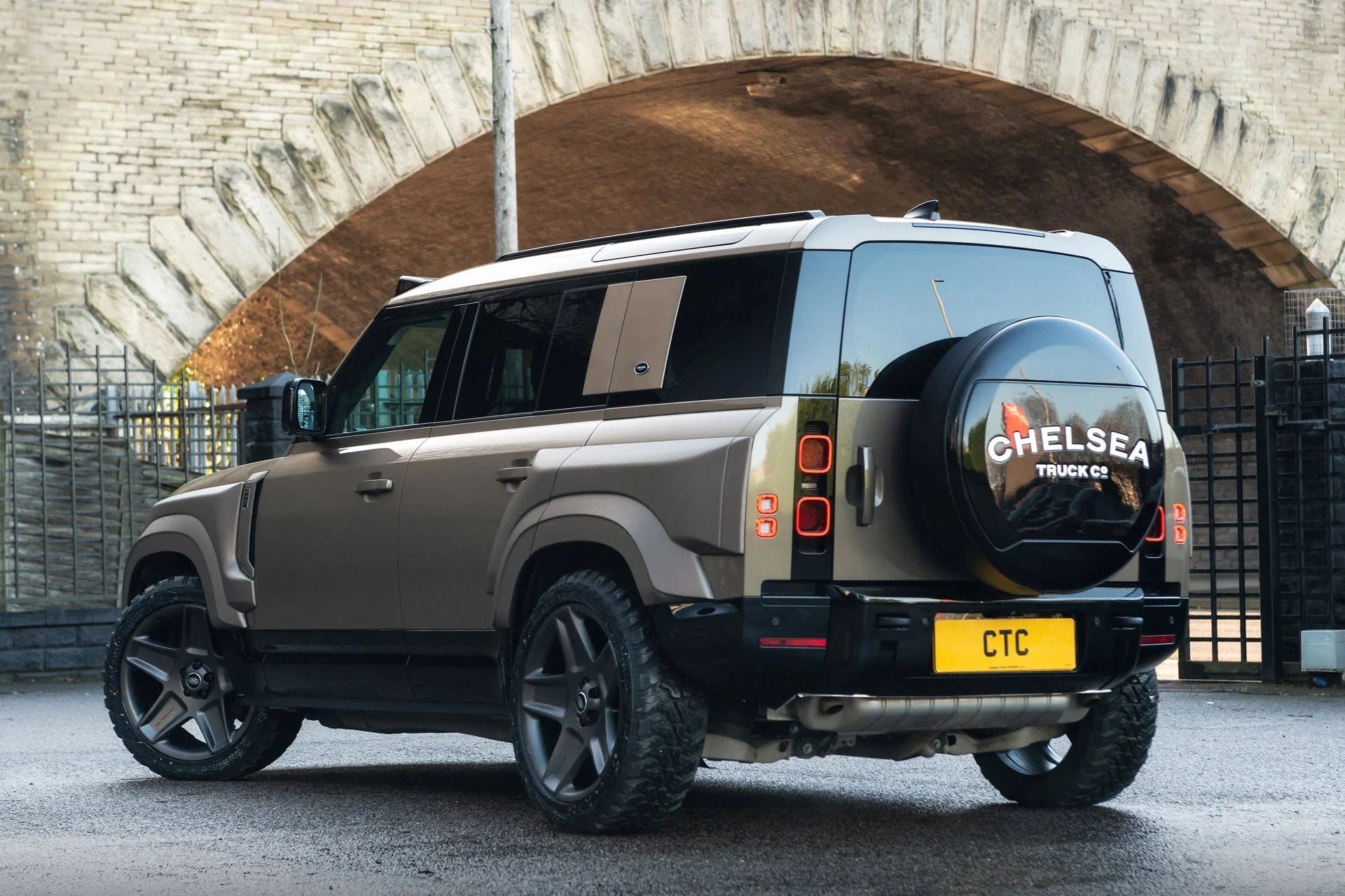 Kit de voie large KAHN pour Defender 110 (2020+), look agressif et haut de gamme, accessoires de carrosserie tuning.