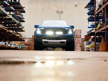 Kit calandre Lazer Triple-R 850 LED pour Ford Ranger Raptor 2023+ par LAZER LAMPS, éclairage LED puissant et moderne.