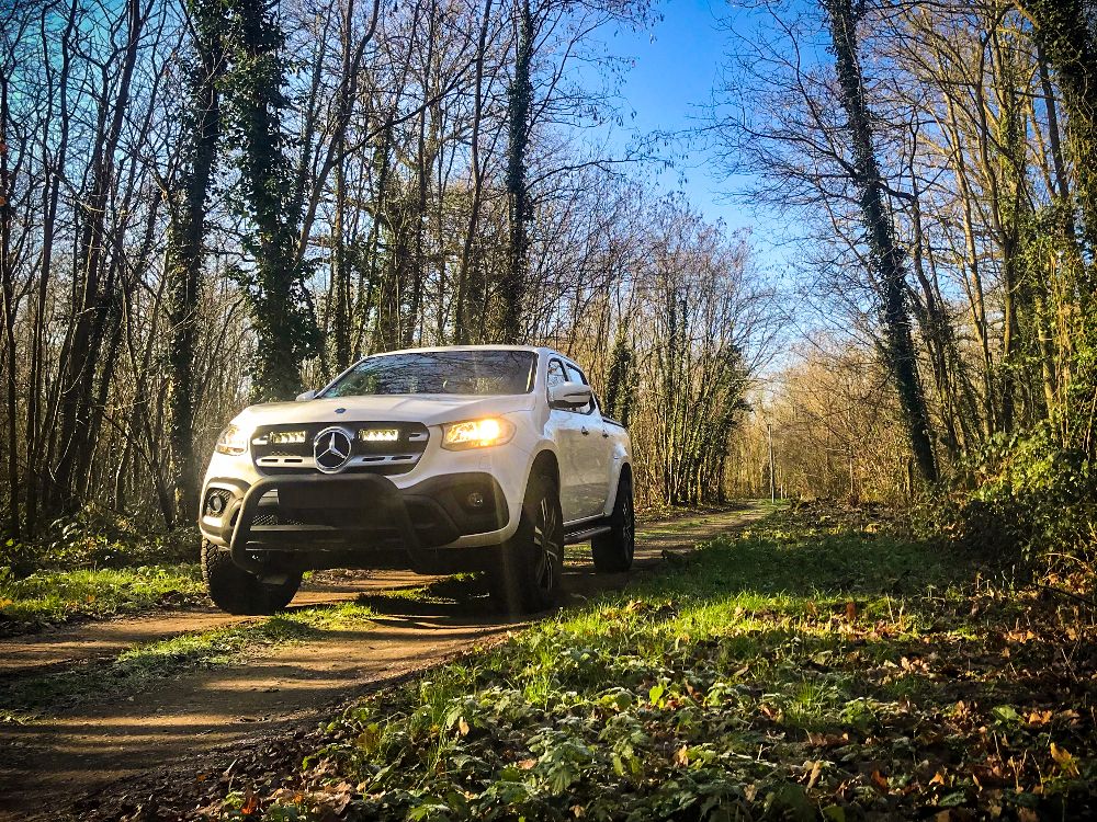 Kit Grille LAZER LAMPS Mercedes Classe X 2017+ sur Xperts4x4 Accessoires 4x4 Off-Road