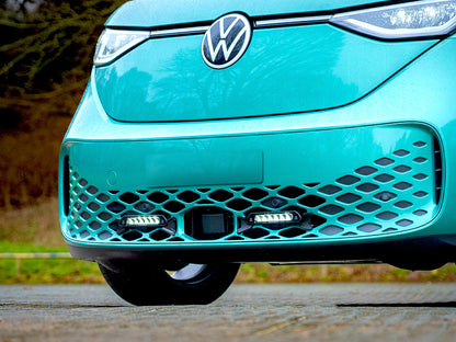 Pack LED Calandre LAZER LAMPS pour VW ID Buzz 2023+ avec phares LED modernes et design élégant.