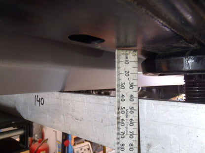 Réservoir de remplacement 140L LONG RANGE AUTOMOTIVE pour Ford Ranger 23+ et VW Amarok 2023+ diesel, vue de face.