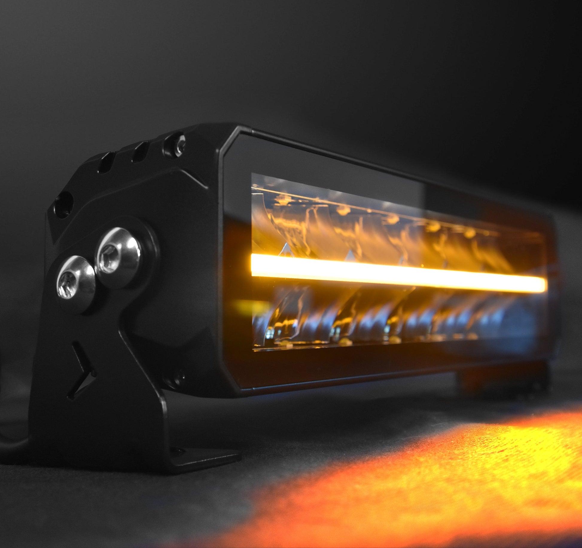 Barre LED Lumidrive MAXDRIVE 1245 avec feux de position sélectionnables, éclairage LED robuste, pour véhicules.