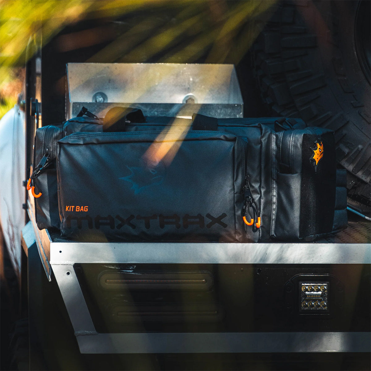 Sac de rangement Maxtrax Recovery Kit Bag pour transporter et protéger votre matériel offroad, pratique et résistant.