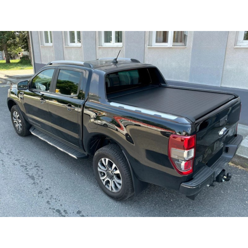 Rideau de benne manuel Mountain Top EVOm pour Ford Ranger/Raptor 2011-22, couvre benne robuste, installation facile.