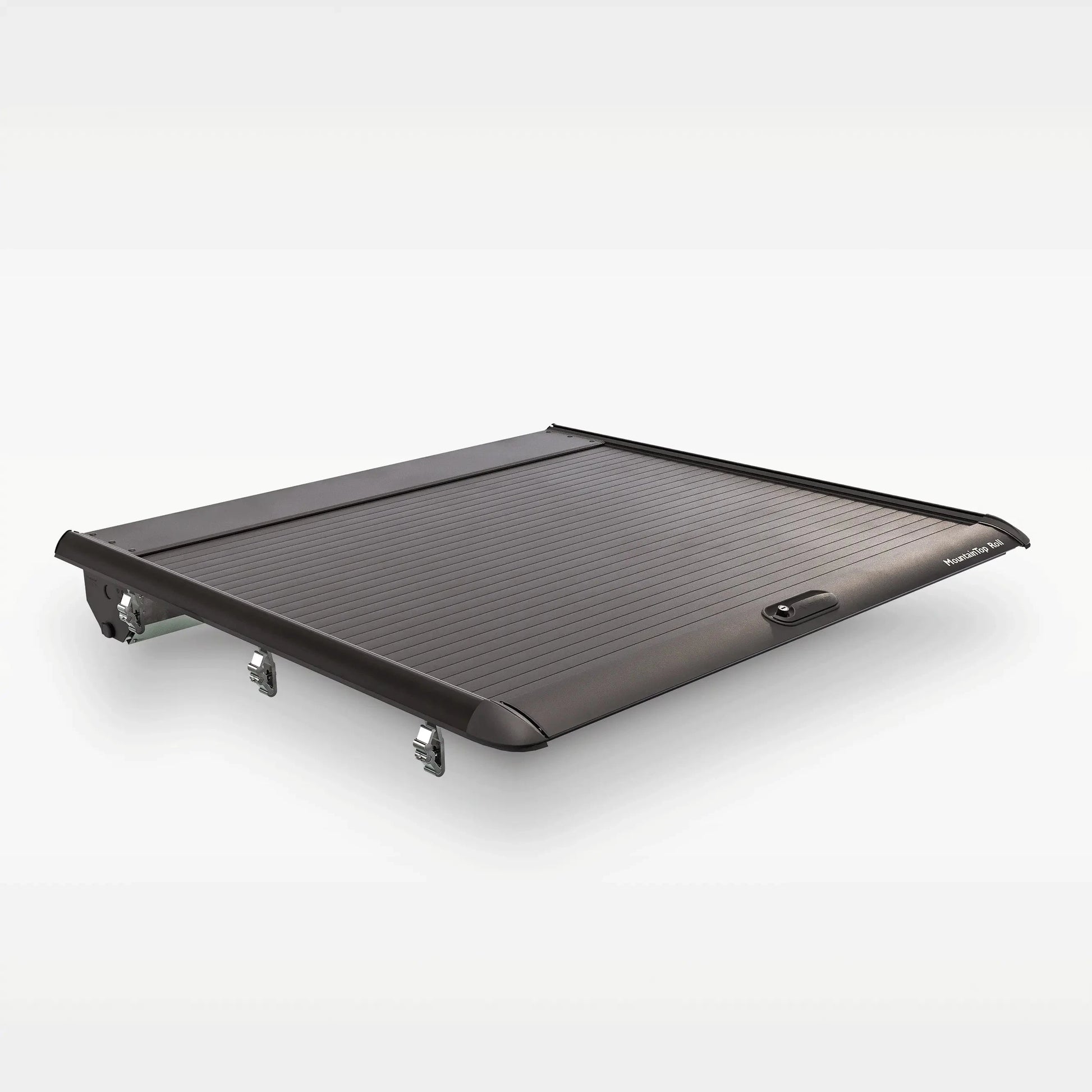 Couvre benne MountainTop pour Ford Ranger Wildtrak 2012-2022, protecteur de benne robuste et ajusté, en position sur le véhicule.