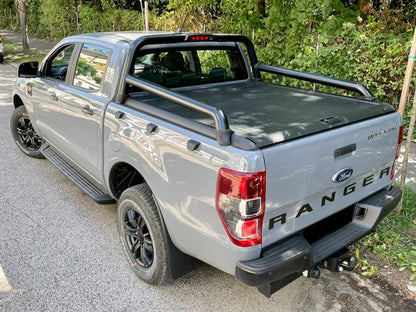 Couvre benne MountainTop pour Ford Ranger Wildtrak 2012-2022, protection robuste pour la benne du pick-up.