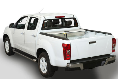 Couvre benne MountainTop pour Isuzu D-Max Double Cab 2012-2020, protection robuste pour la caisse.