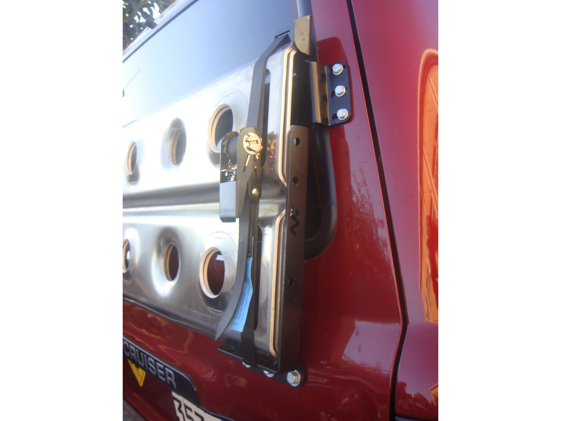 Support de plaques à sable sur le hayon pour Toyota HDJ80 N4-Offroad sur Xperts4x4 Accessoires 4x4 Off-Road