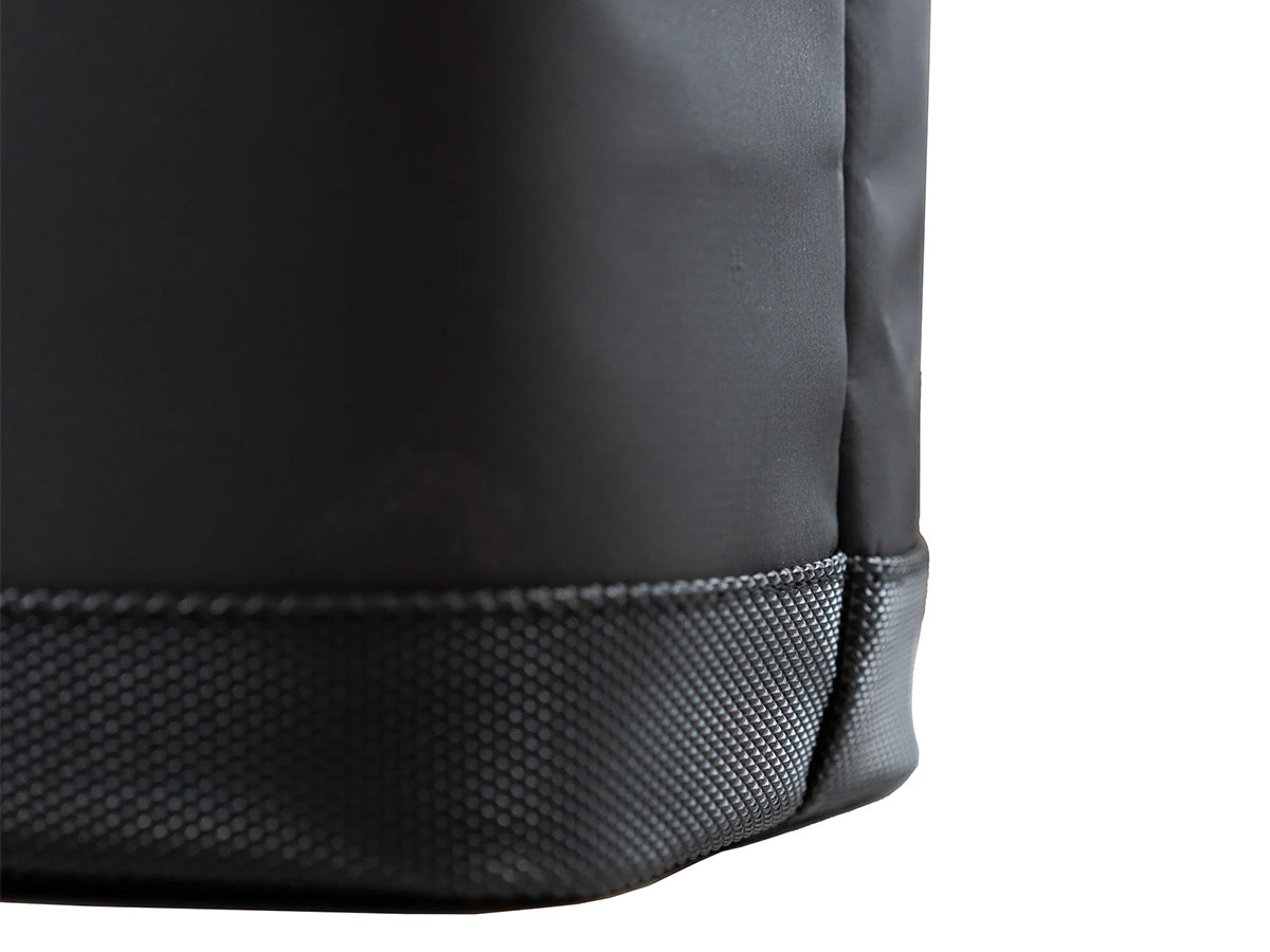 Housse isotherme multicouche ONTAP pour jerrycan de douche portable, isolant et pratique, en PVC.