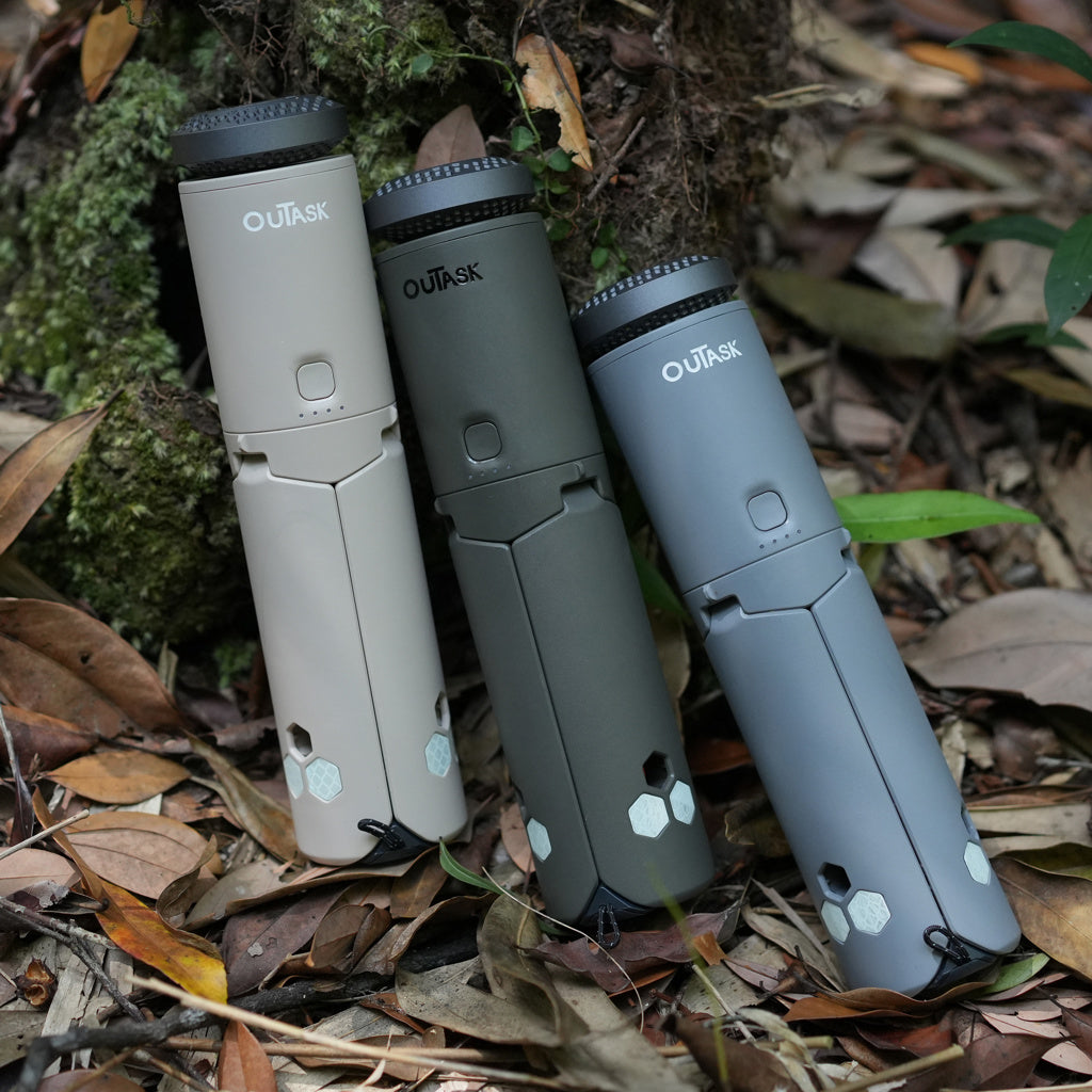 Lampe télescopique LED outdoor vert armée de la marque OuTask, éclairage puissant avec rotation à 720° pour l'extérieur.