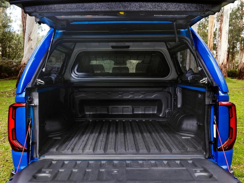 Bac de benne PRO-FORM Sportguard pour Ford Ranger et VW Amarok 2023, protection durable pour le coffre de pickup.