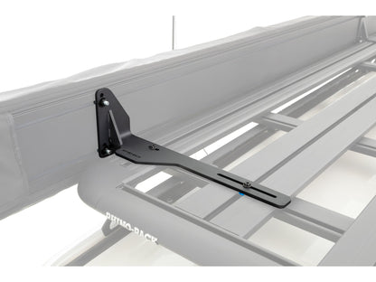 Auvent autoportant 180° Batwing RHINO-RACK de 2,2 m pour 8,4 m², installation facile, protection contre le soleil et la pluie.