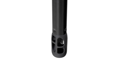 Auvent circulaire 270° Batwing Compact 2m gauche de RHINO-RACK avec fixations STOW IT, en position d'installation.