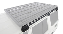 Support de galerie Pioneer Rhino-Rack pour Land Cruiser 76 Series 4WD, accessoire robuste pour véhicule tout-terrain.