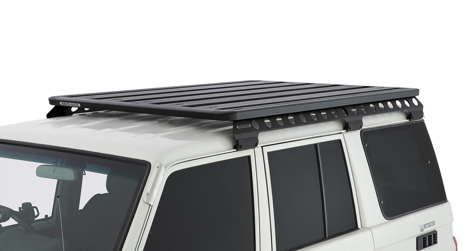 Backbone pour galerie Pioneer Rhino-Rack sur Land Cruiser 76 Series 4WD, accessoire robuste en métal, côté droit.