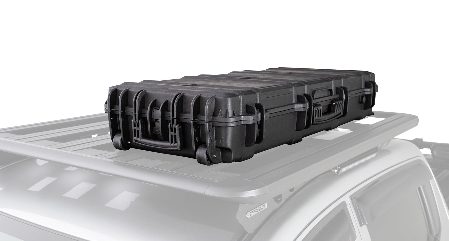 Coffre de toit RHINO-RACK Cargo Case 94L, coffre de rangement robuste pour 4x4, vue de face avec serrure et fixation.