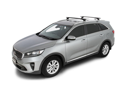 Kit de 2 barres de toit RHINO-RACK Sportz 1180mm pour Kia Sorento Gen3 2015-2020, montées sur le toit du véhicule.