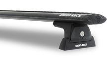 Deux barres de toit Vortex de 1500mm de RHINO-RACK sur un VW Transporter T5-T6, en acier robuste, pour transporter des équipements.