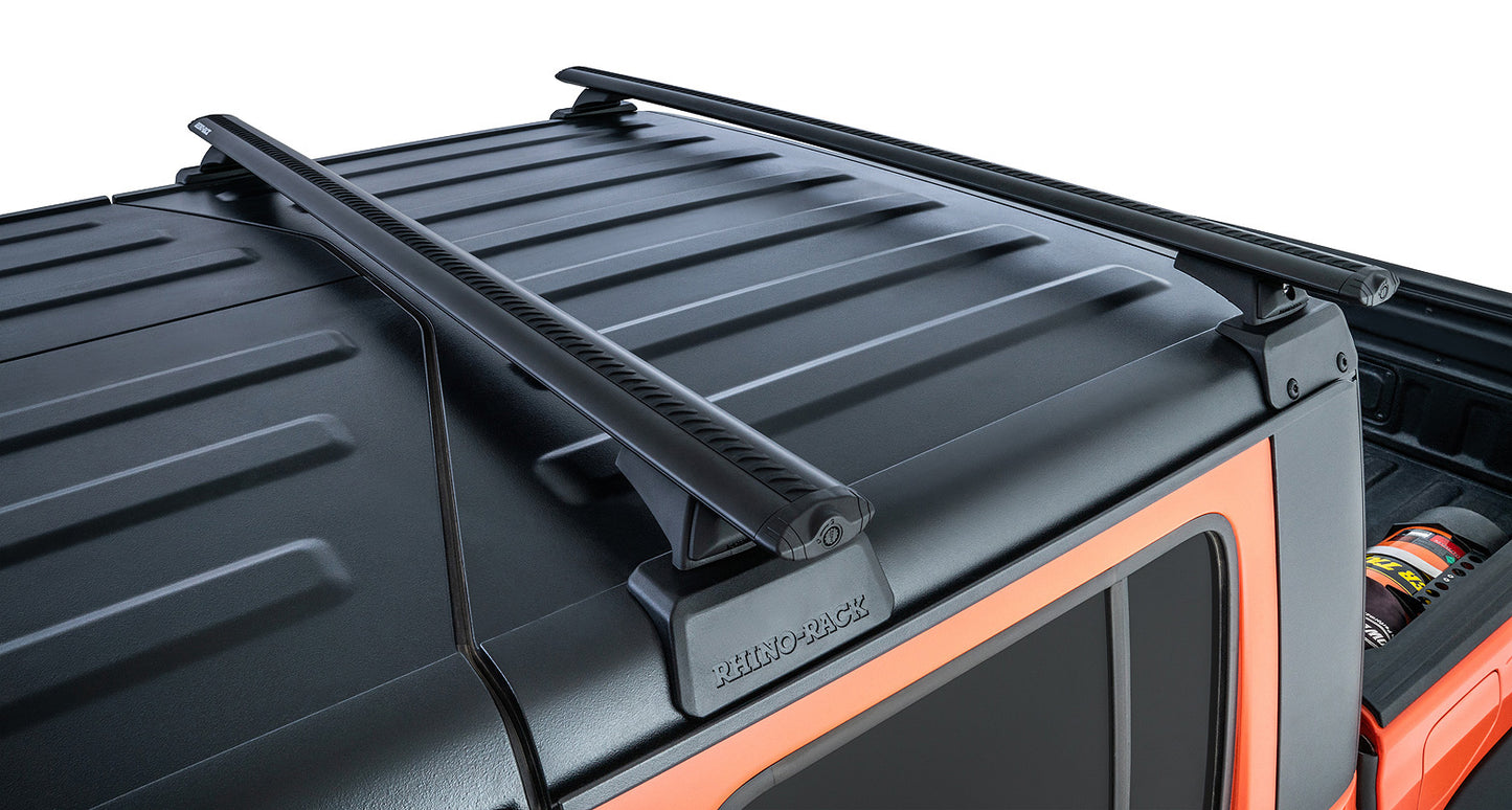 Kit de 2 barres de toit Backbone 1500mm pour Jeep Gladiator JT, marque RHINO-RACK, installation sur le toit du véhicule.