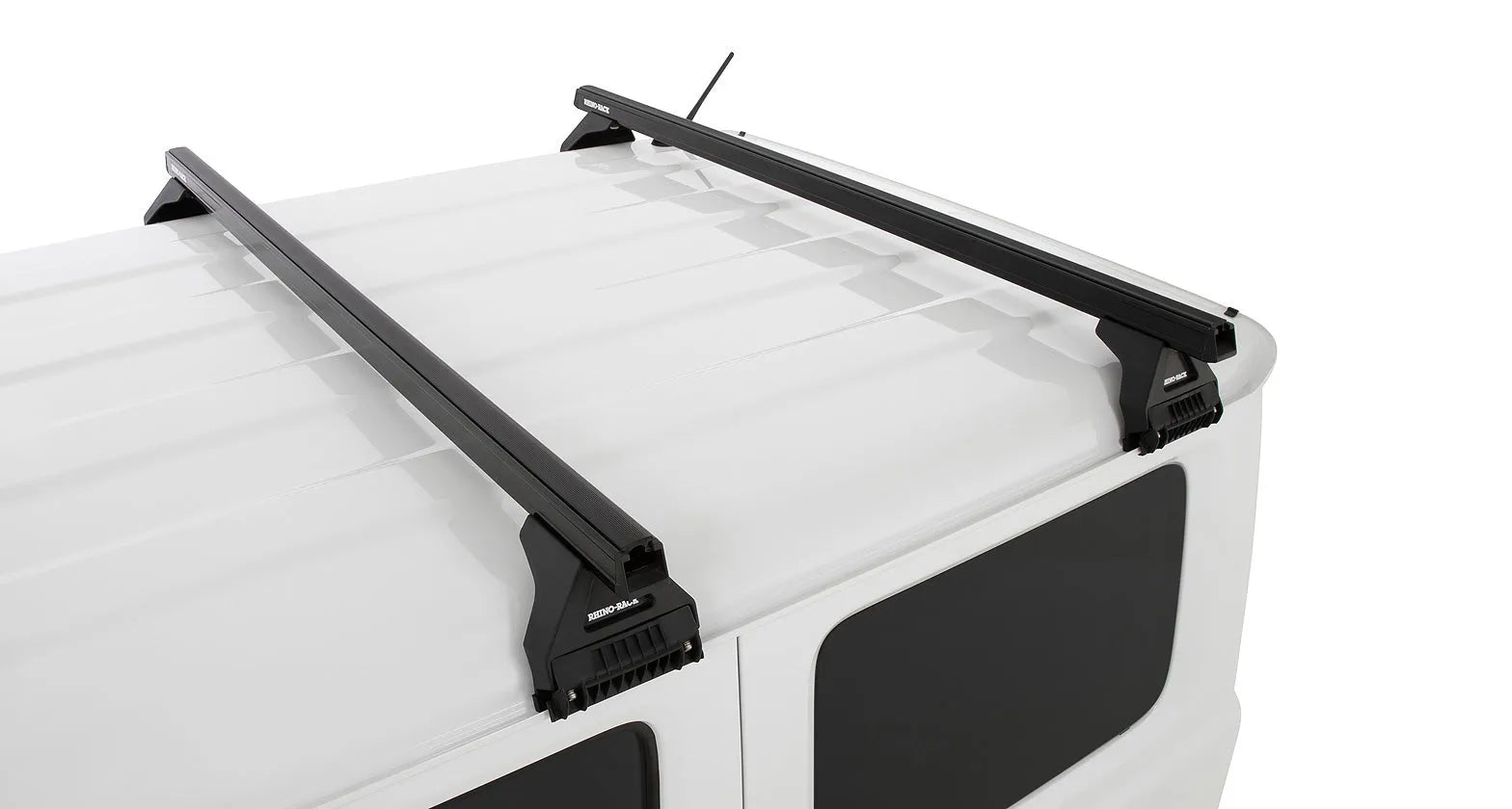 Kit de 2 barres de toit RHINO-RACK pour Suzuki Jimny 2019 et plus, fixation robuste pour accessoires de toit.